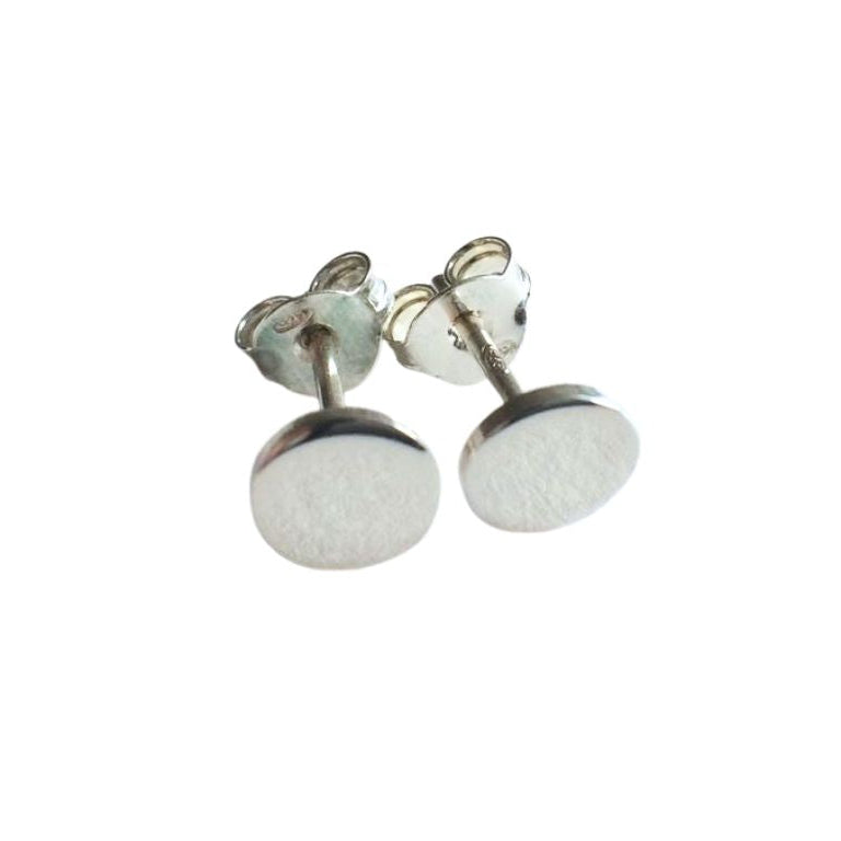 Disc silver earrings